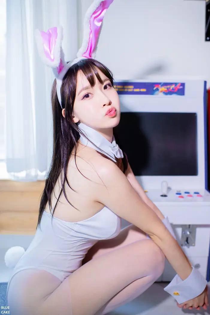 이아린, 블루케이크 ‘화이트블랙토끼’ 세트.02