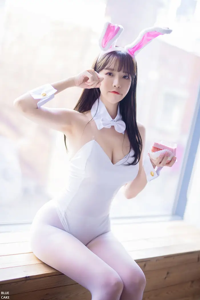 이아린, 블루케이크 ‘화이트블랙토끼’ 세트.03