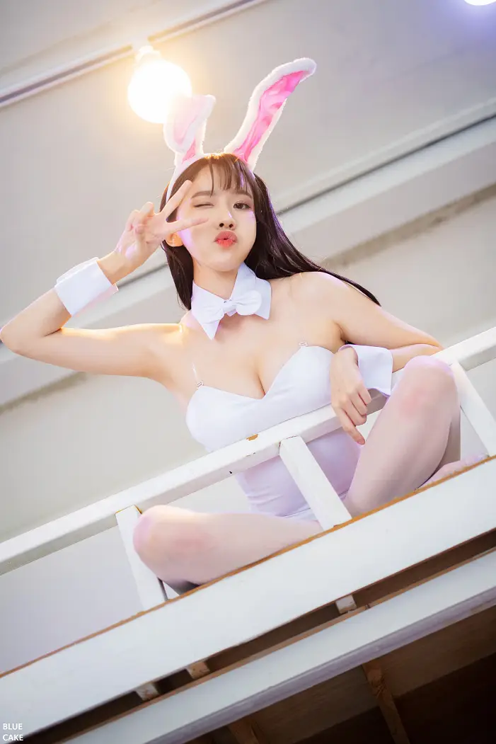 이아린, 블루케이크 ‘화이트블랙토끼’ 세트.03