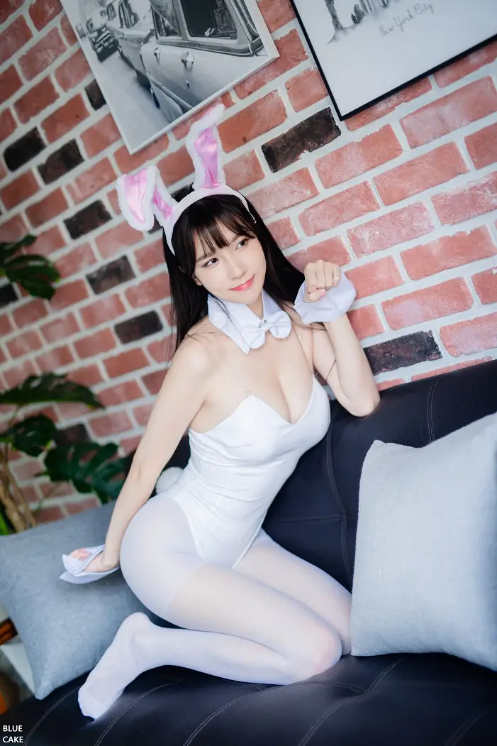 이아린, 블루케이크 ‘화이트블랙토끼’ 세트.03